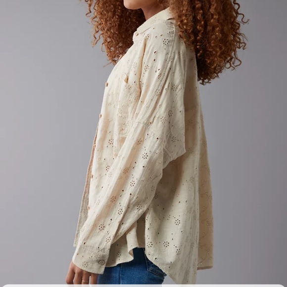 American Eagle Outfiters Eyelet Embroidered Oversized Fit Shirt.NWOT. - Picture 6 of 8